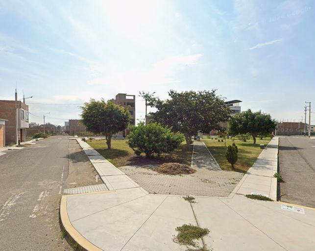 ¡OPORTUNIDAD ÚNICA! Lote con Ubicación Privilegiada en Monterrico V